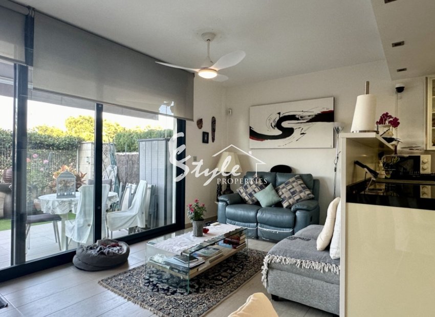 Resale - Apartamento - Orihuela-Costa - Punta Prima