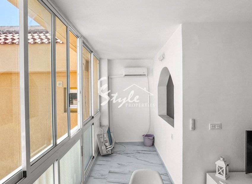 Resale - Apartamento - Orihuela-Costa - Punta Prima