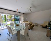 Resale - Apartamento - Orihuela-Costa - Villamartin