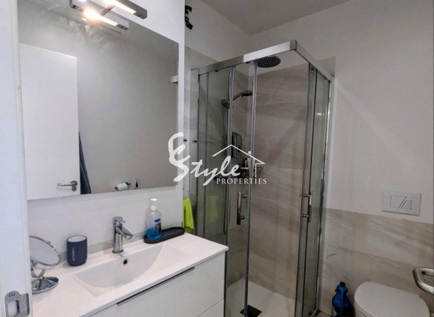 Resale - Apartamento - Orihuela-Costa - Villamartin