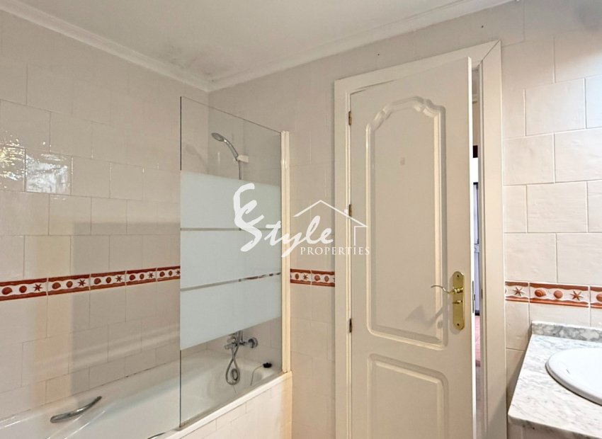 Resale - Apartamento - Orihuela-Costa - Villamartin