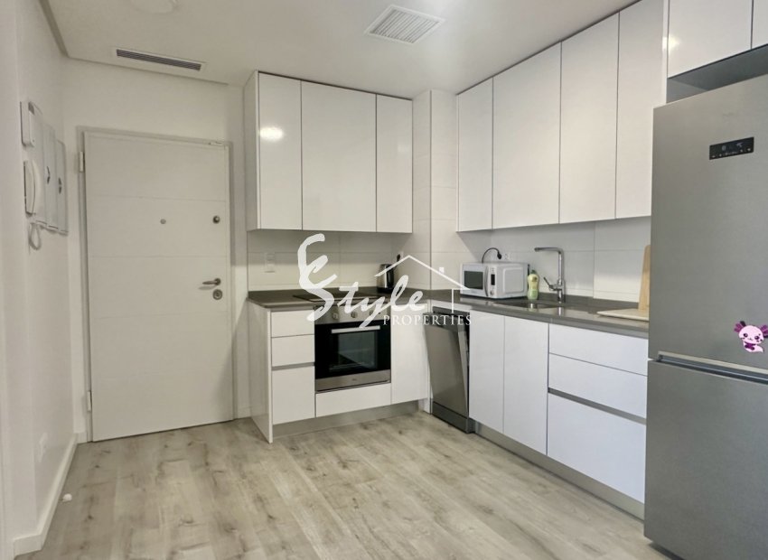 Resale - Apartamento - Orihuela-Costa - Villamartin