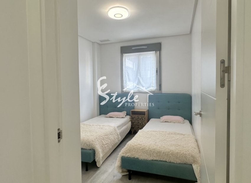 Resale - Apartamento - Orihuela-Costa - Villamartin