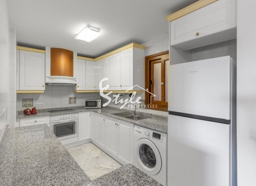 Resale - Apartamento - Orihuela-Costa - Villamartin