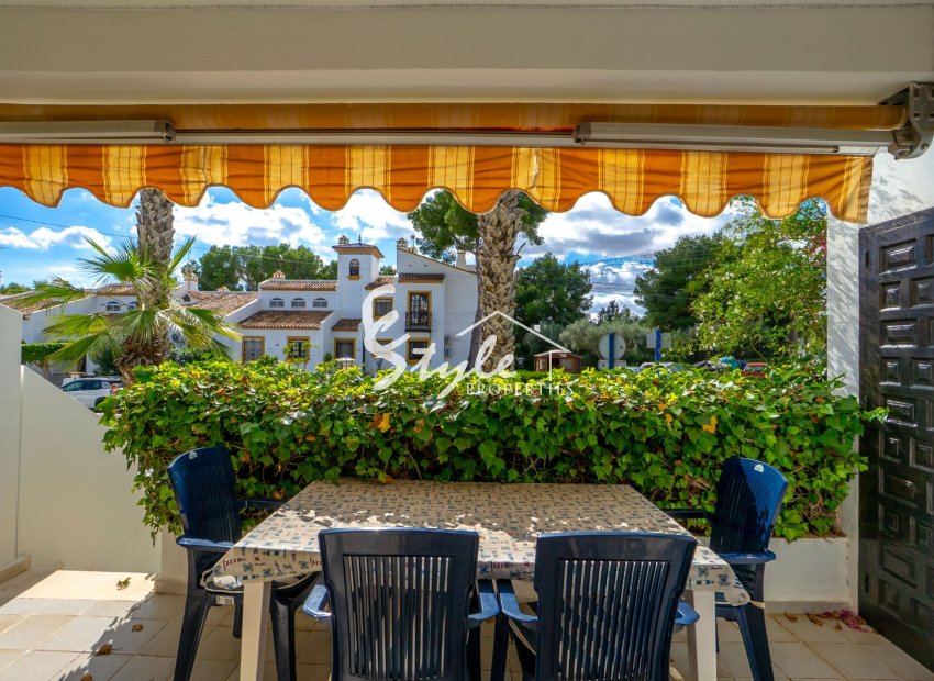 Resale - Apartamento - Orihuela-Costa - Villamartin