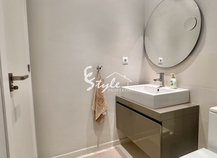 Resale - Apartamento - Orihuela-Costa - Villamartin