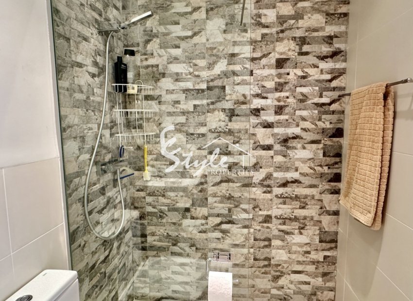 Resale - Apartamento - Orihuela-Costa - Villamartin