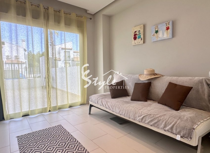 Resale - Apartamento - Orihuela-Costa - Villamartin