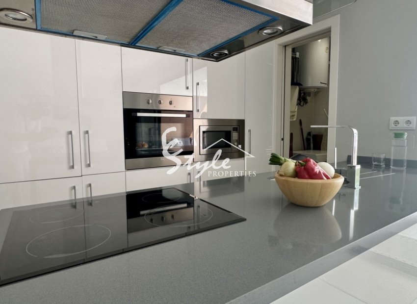 Resale - Apartamento - Orihuela-Costa - Villamartin