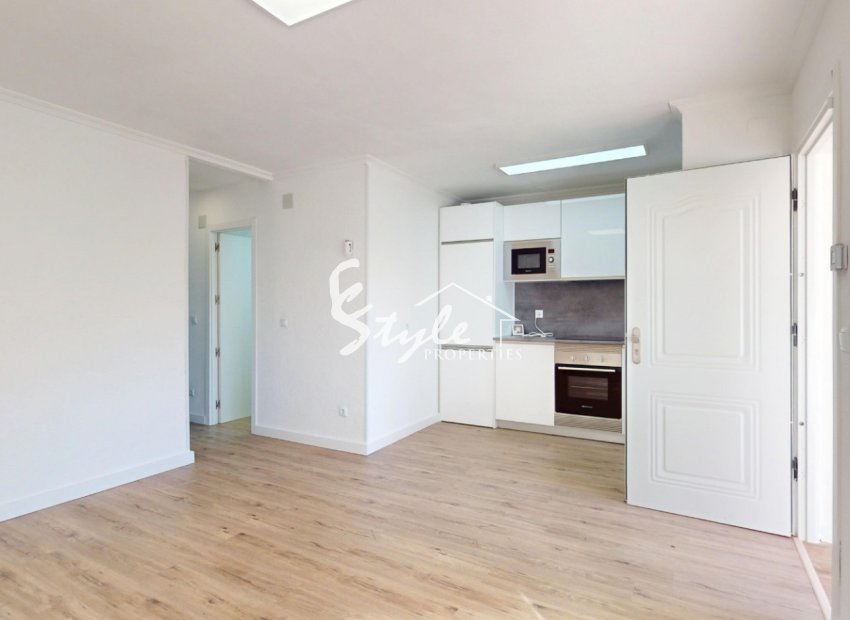 Resale - Apartamento - Orihuela-Costa - Villamartin