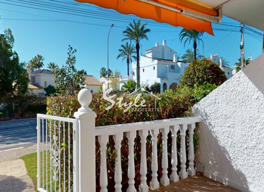 Resale - Apartamento - Orihuela-Costa - Villamartin