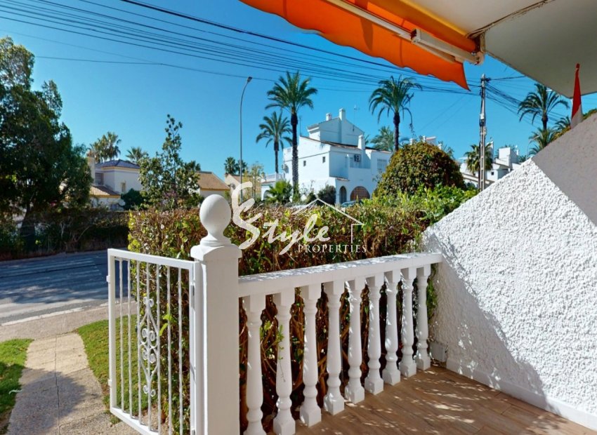 Resale - Apartamento - Orihuela-Costa - Villamartin