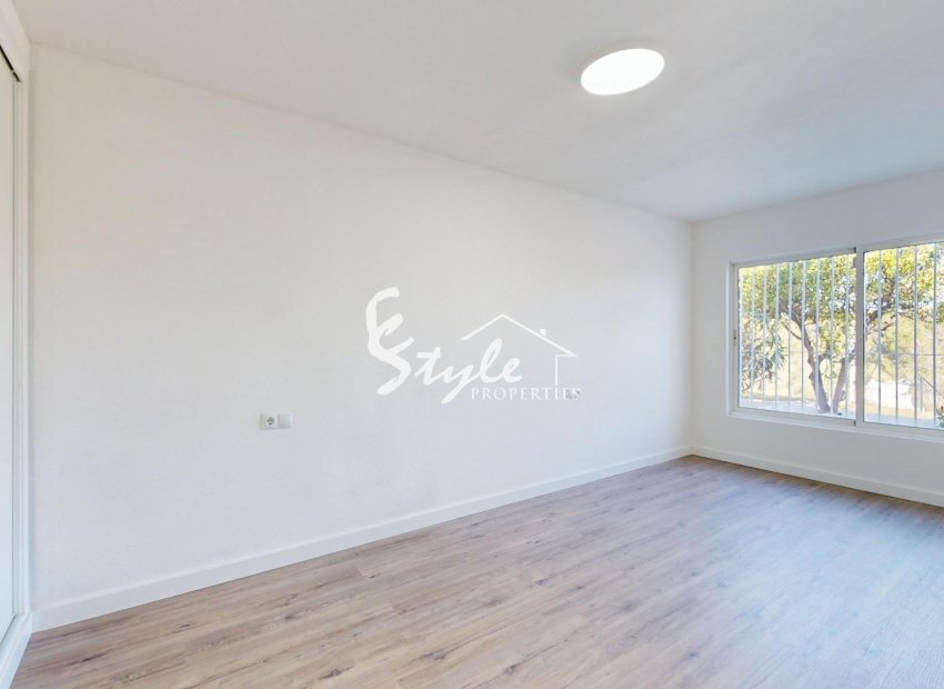 Resale - Apartamento - Orihuela-Costa - Villamartin