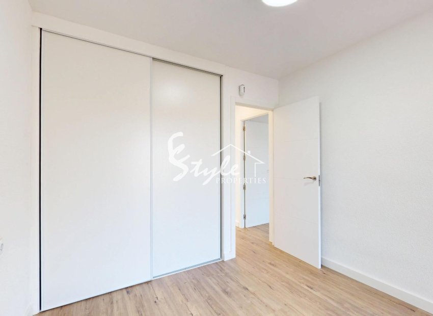 Resale - Apartamento - Orihuela-Costa - Villamartin
