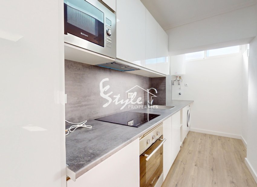 Resale - Apartamento - Orihuela-Costa - Villamartin