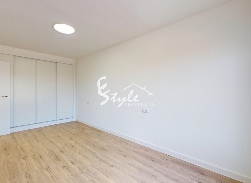 Resale - Apartamento - Orihuela-Costa - Villamartin