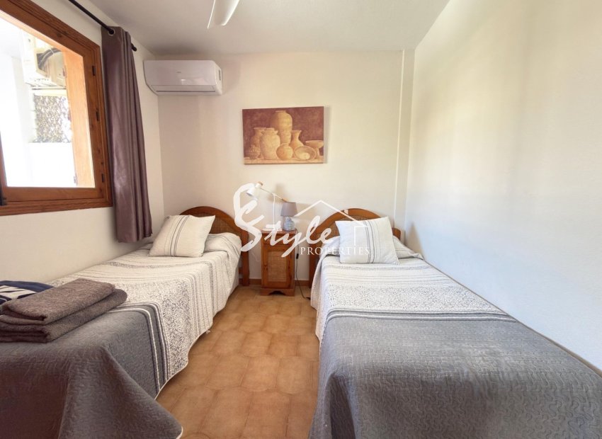 Resale - Apartamento - Orihuela-Costa - Villamartin