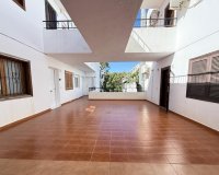 Resale - Apartamento - Orihuela-Costa - Villamartin
