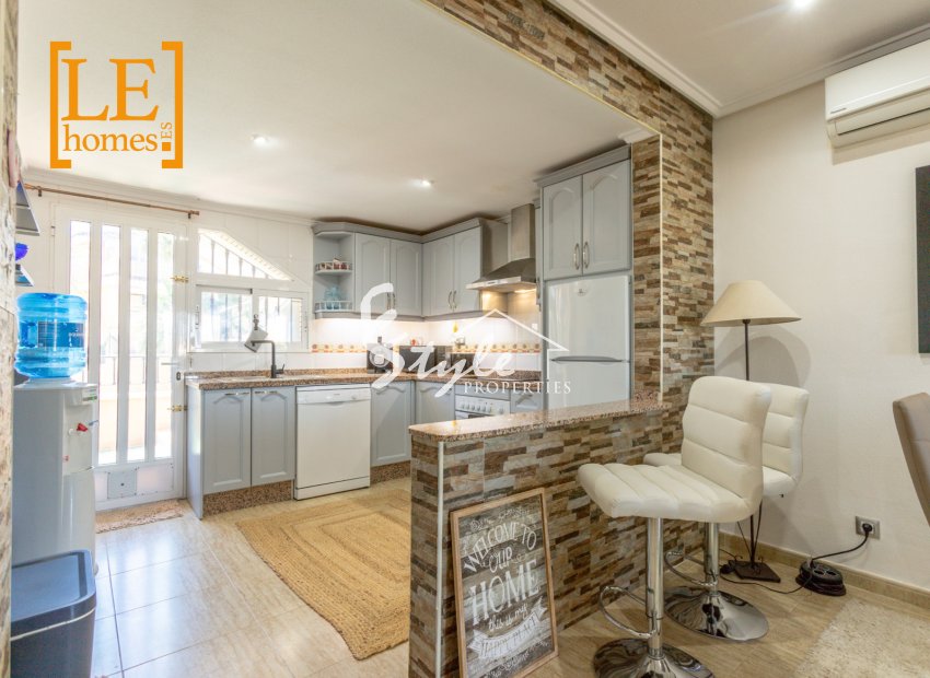 Resale - Apartamento - Orihuela-Costa - Villamartin