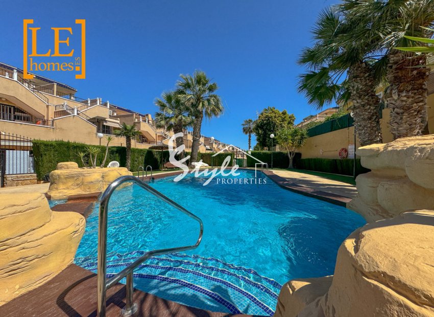 Resale - Apartamento - Orihuela-Costa - Villamartin