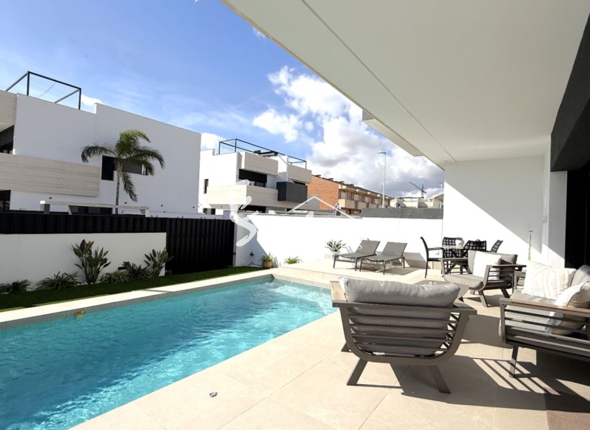 Resale - Apartamento - Pilar de la Horadada - Costa Blanca Sur