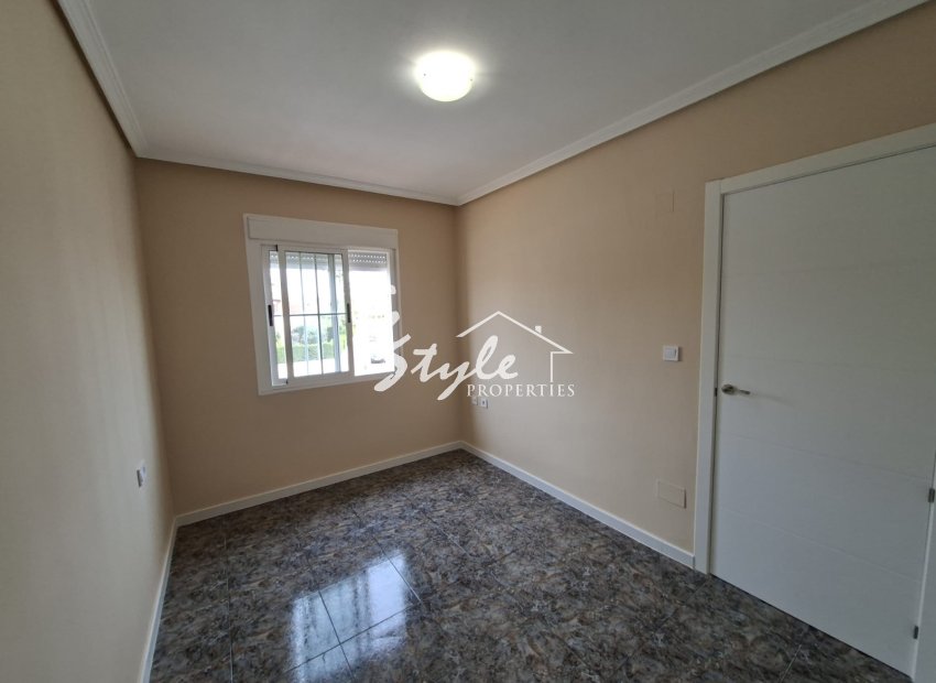 Resale - Apartamento - Playa Flamenca - Res. San Antonio