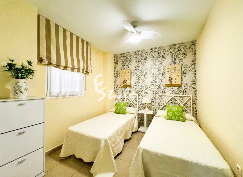 Resale - Apartamento - Playa Flamenca