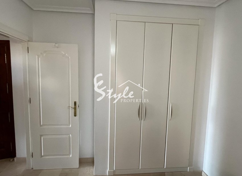 Resale - Apartamento - Playa Flamenca