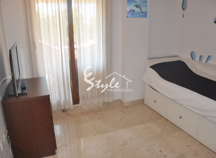Resale - Apartamento - Punta Prima - La Entrada
