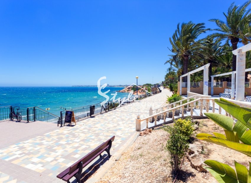 Resale - Apartamento - Punta Prima - La Entrada