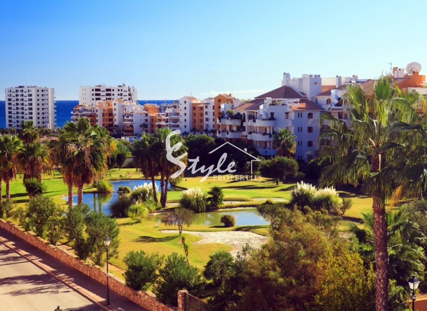 Resale - Apartamento - Punta Prima - La Entrada