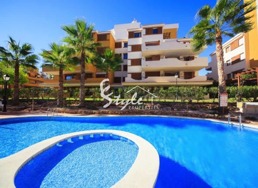 Resale - Apartamento - Punta Prima - La Entrada