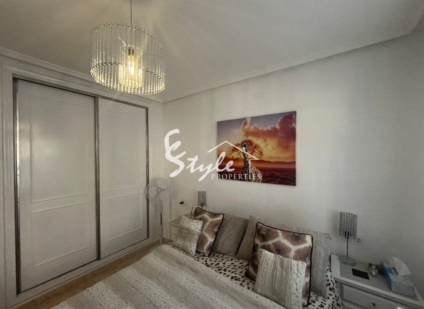 Resale - Apartamento - Punta Prima - Serena