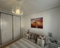 Resale - Apartamento - Punta Prima - Serena