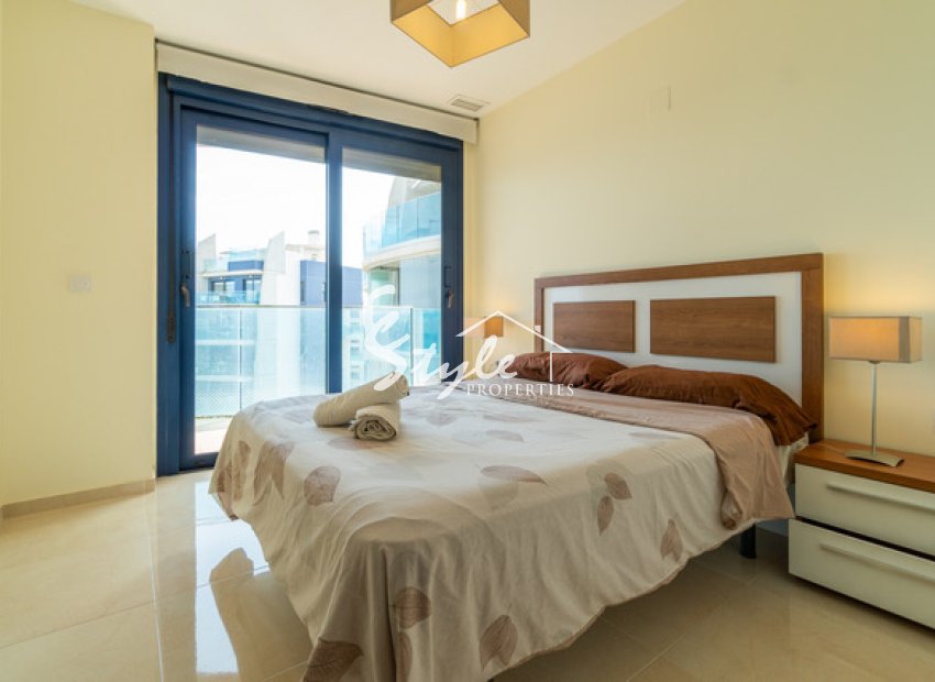 Resale - Apartamento - Punta Prima