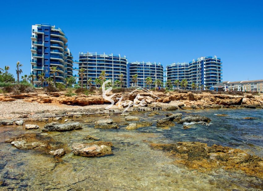 Resale - Apartamento - Punta Prima