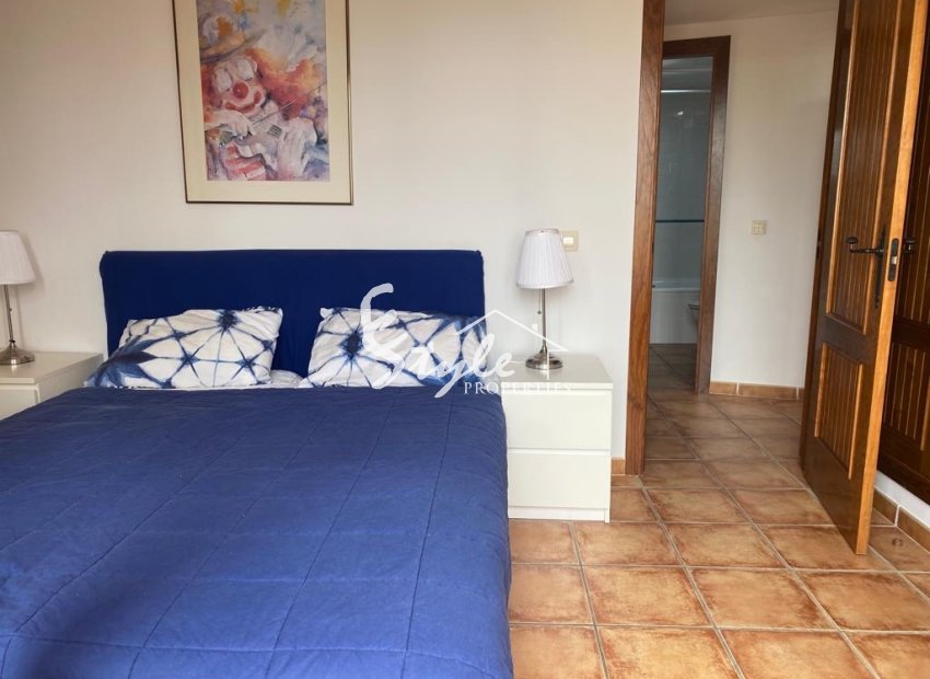 Resale - Apartamento - Punta Prima