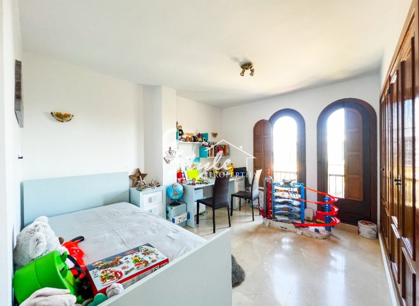 Resale - Apartamento - Punta Prima