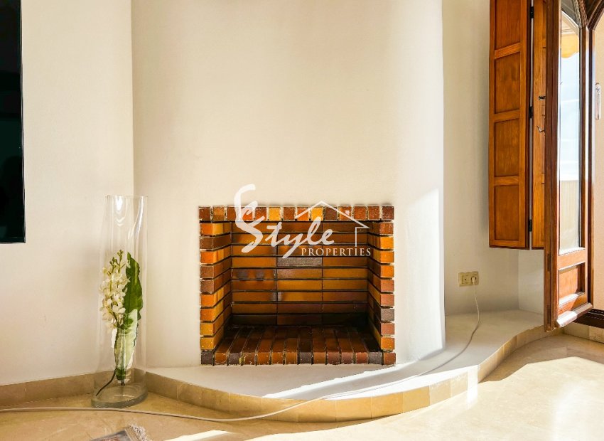 Resale - Apartamento - Punta Prima