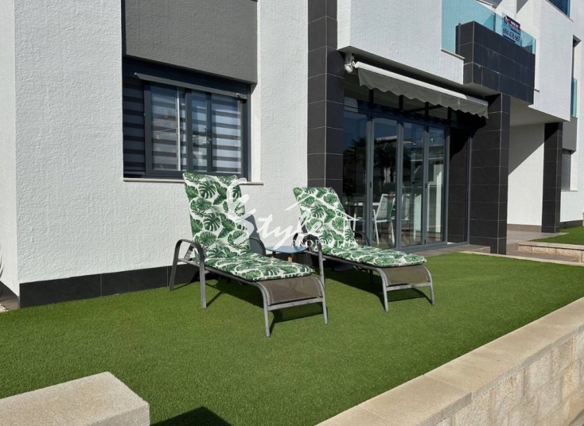 Resale - Apartamento - Punta Prima