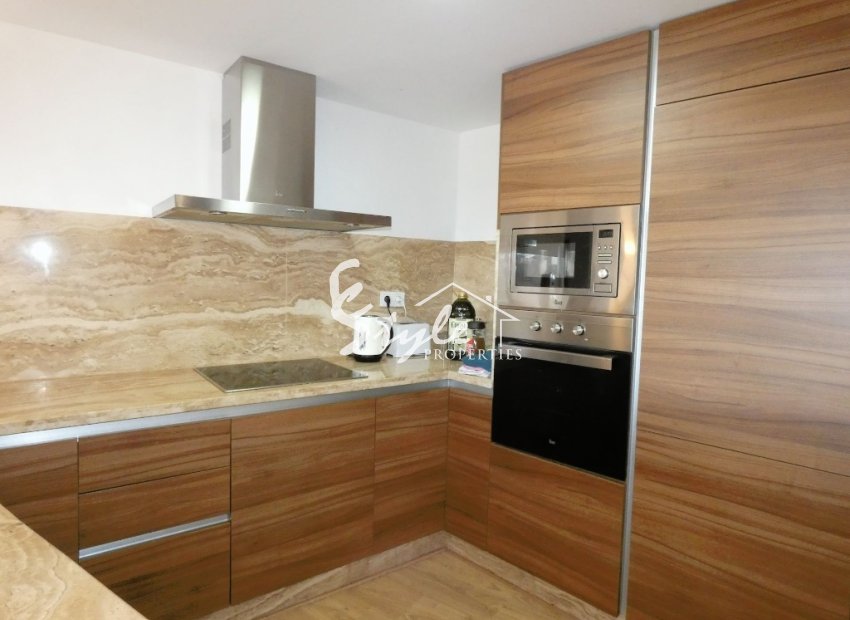 Resale - Apartamento - Punta Prima