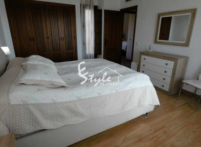 Resale - Apartamento - Punta Prima