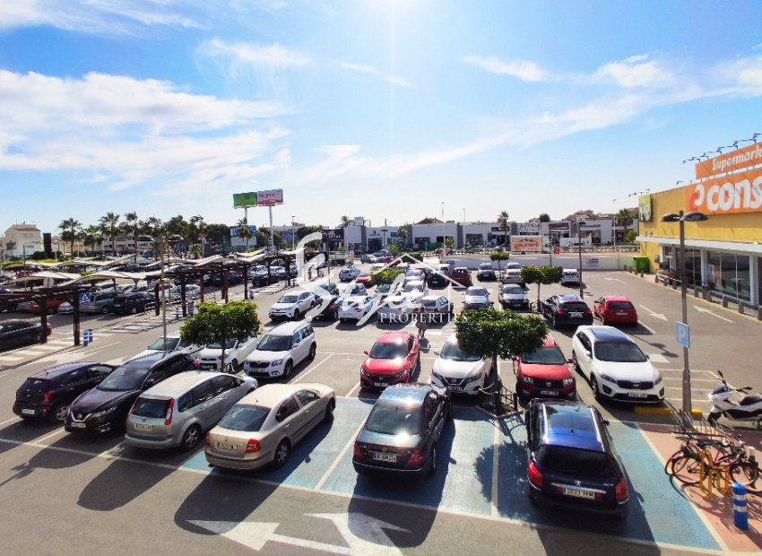 Resale - Apartamento - Punta Prima