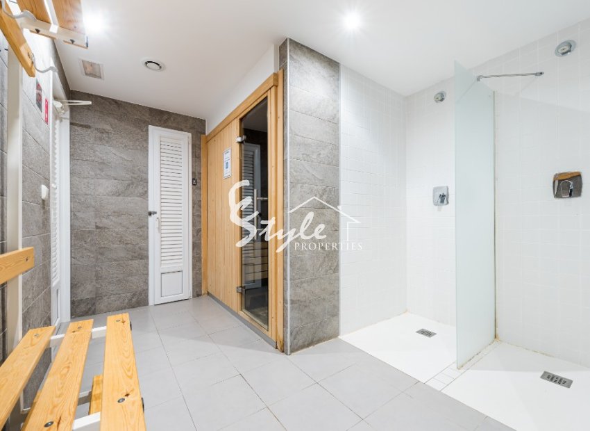 Resale - Apartamento - Punta Prima