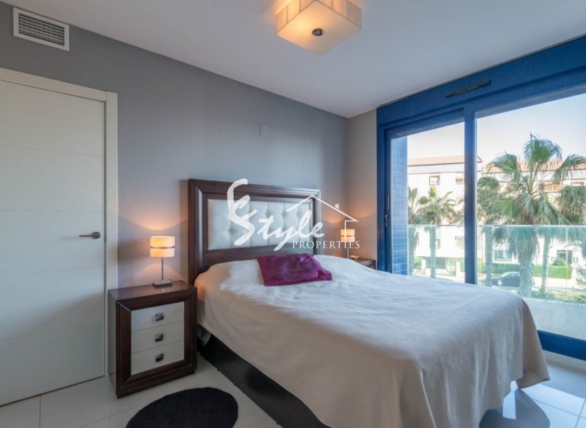 Resale - Apartamento - Punta Prima