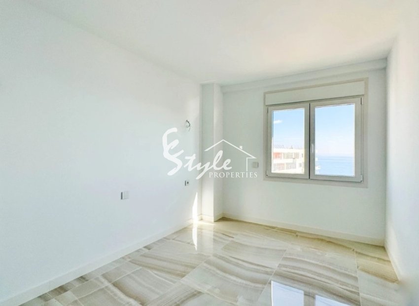 Resale - Apartamento - Punta Prima