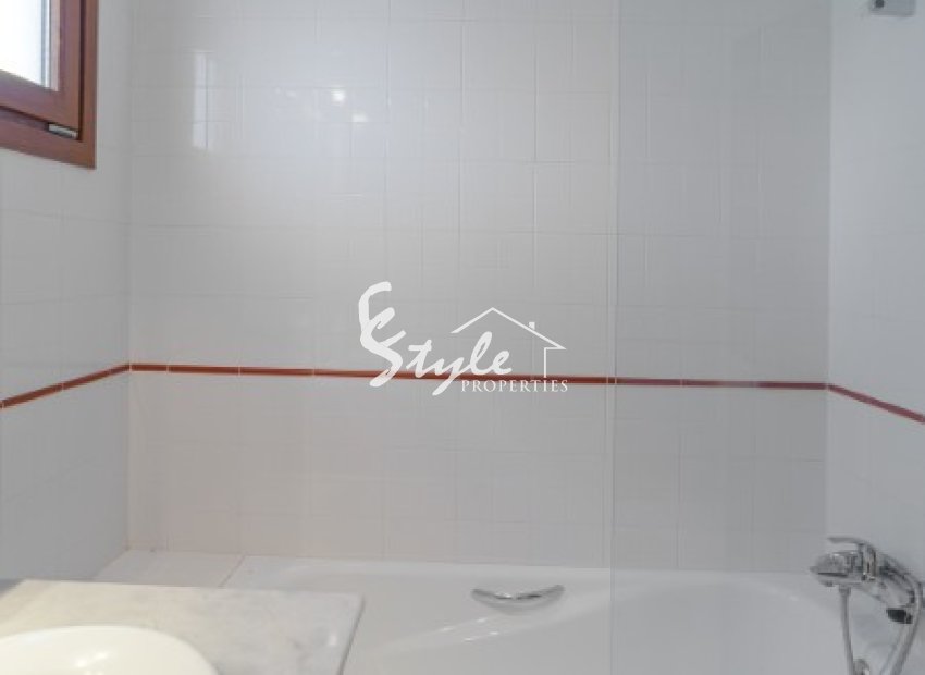 Resale - Apartamento - Punta Prima