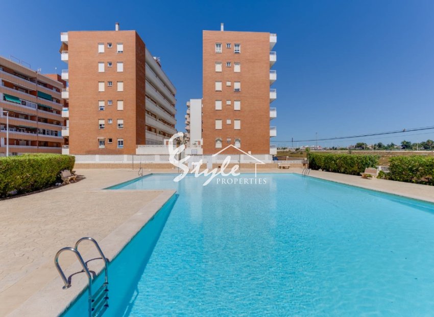 Resale - Apartamento - Punta Prima