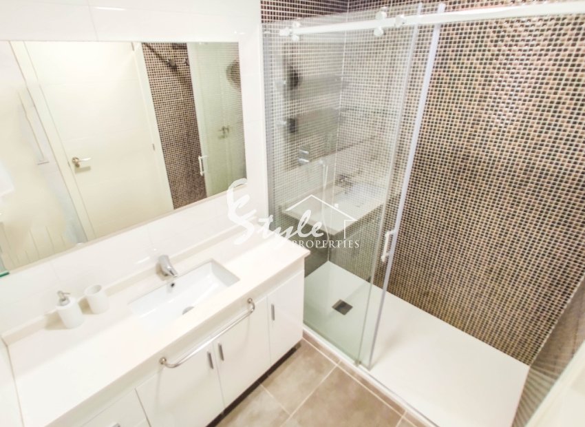 Resale - Apartamento - Punta Prima