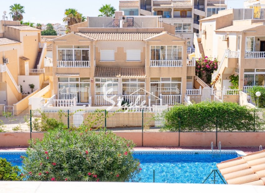 Resale - Apartamento - Punta Prima